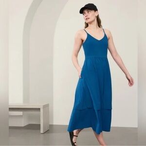 Elation V Neck Hybrid Dress Blue